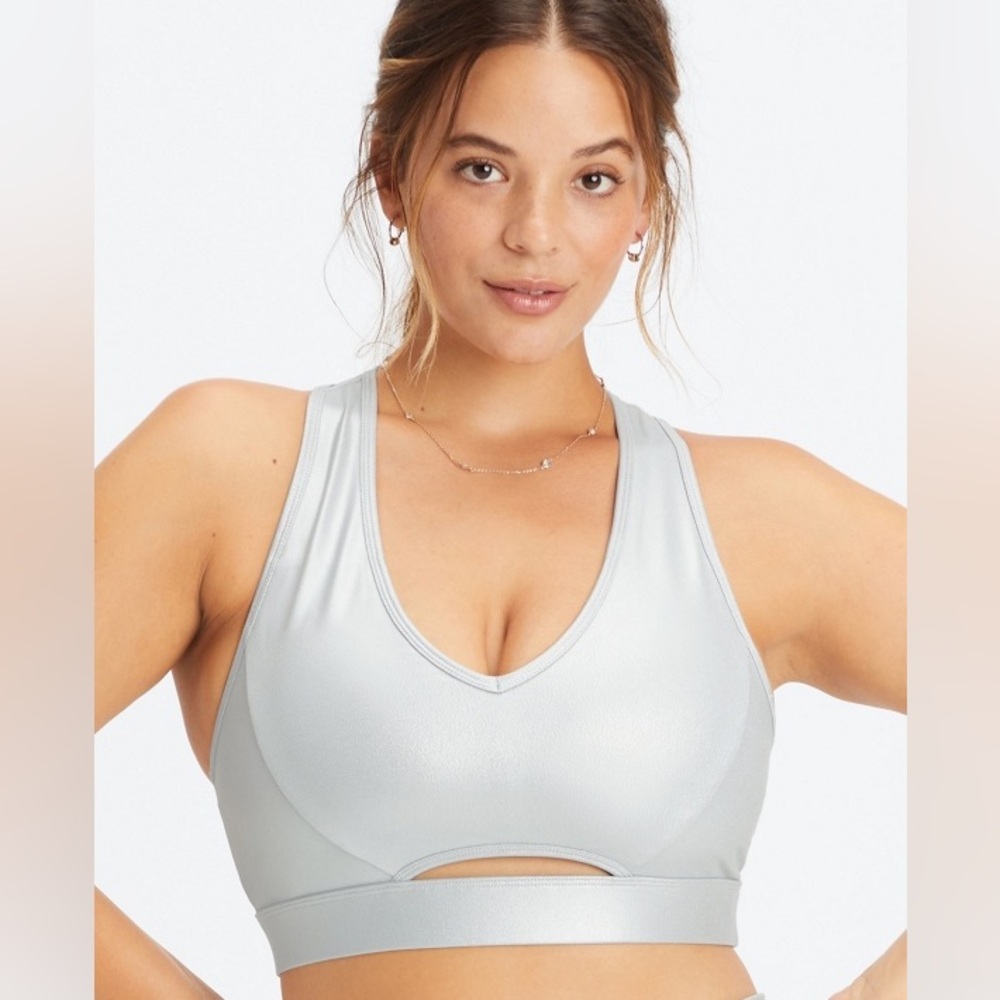 Fabletics Low Impact Keyhole Sports Bra